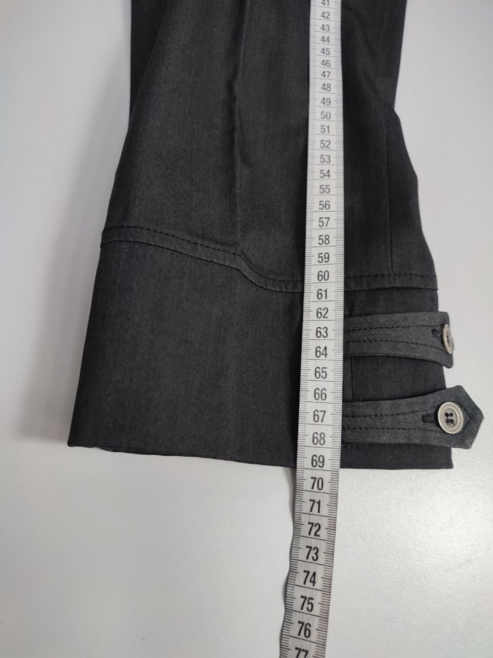 Брюки-капри Carraline классические 48 размер