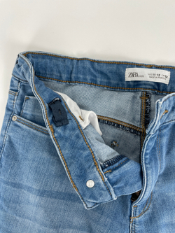 Джинсы Zara