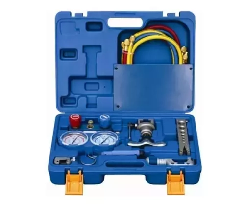 Набор инструментов Value VTB-5B-III (в кейсе: коллектор для R22,R134A,R407C,R410A; шланги с вентилями; 2 переходника; вальцовка; 2 трубореза; ример)