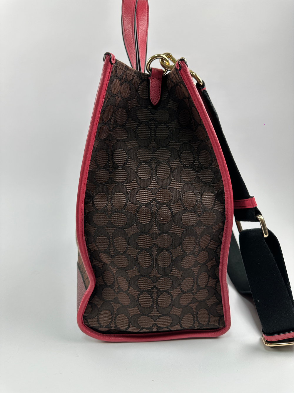 Сумка Coach Dempsey