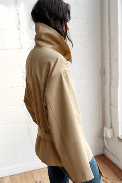 ZARA КОРОТКИЙ ТРЕНЧ С ПОЯСОМ, СВЕТЛЫЙ РЫЖЕВАТО-КОРИЧНЕВЫЙ