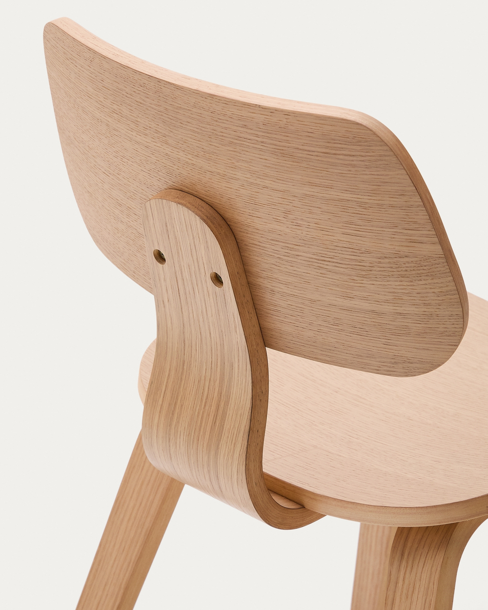 Стул Gena из дубового шпона и каучукового дерева
