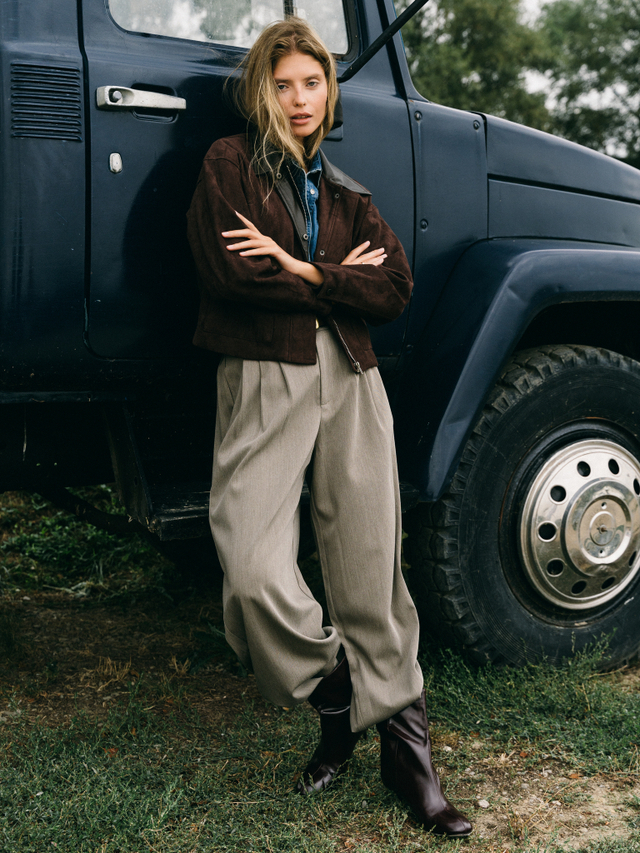 Брюки с защипами