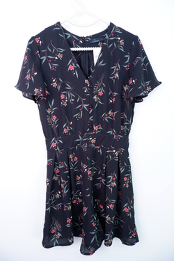 Комбинезон Zolla для прогулок по набережной, маркировка XS, визуально на 42 размер