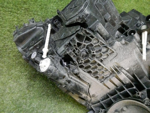 Битая Фара левая Skoda Kodiaq (2016-2022) LED