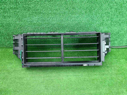 Воздуховод радиатора Genesis GV80 (2020-2023)