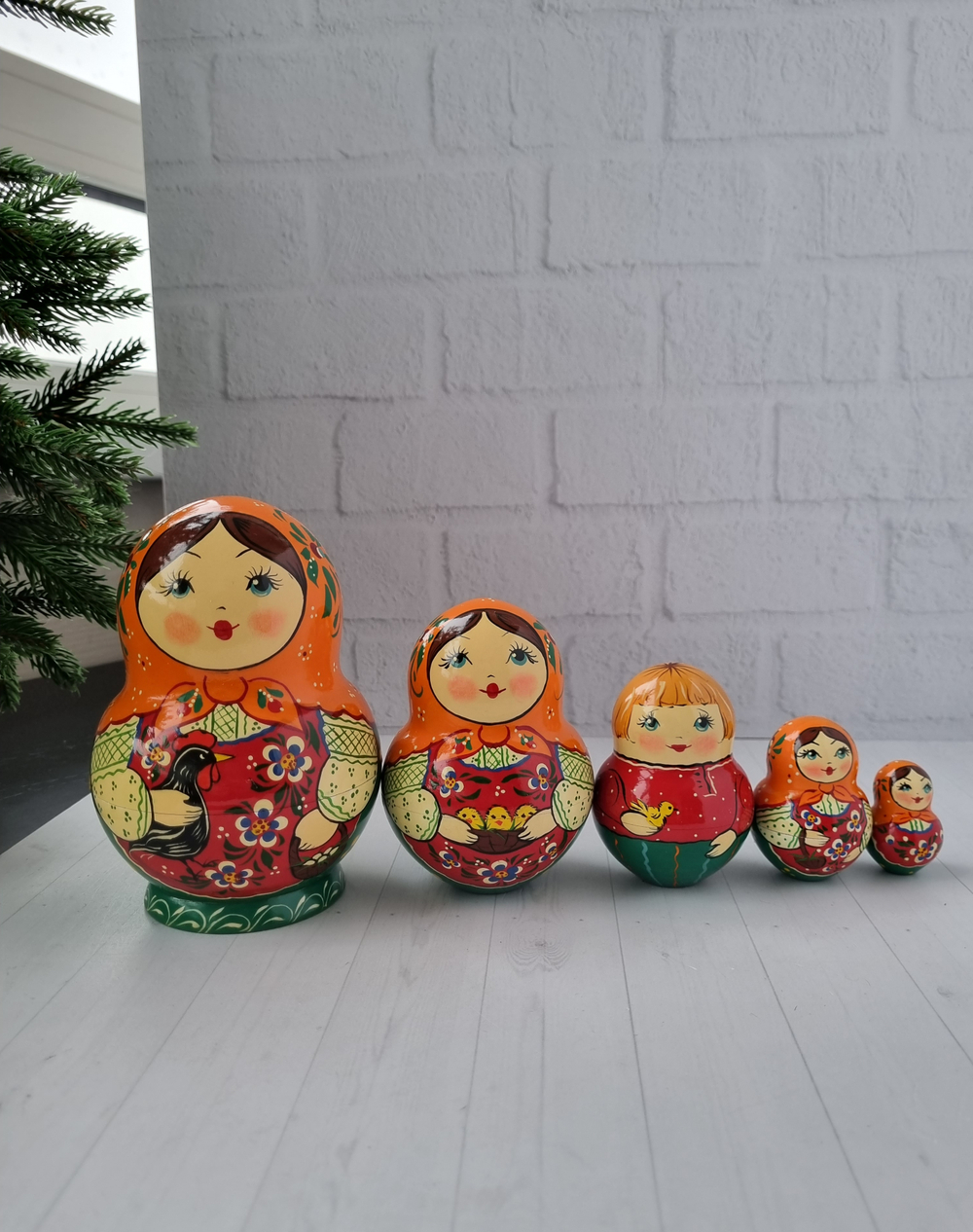 Матрешка "С курочкой" традиция 5м 15см пузатая