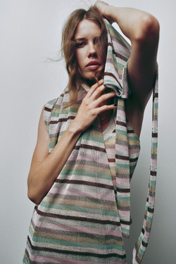 ZARA ТОП В ПОЛОСКУ С МЕТАЛЛИЗИРОВАННОЙ НИТЬЮ, РАЗНОЦВЕТНЫЙ