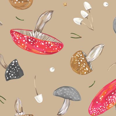 Мухоморы на бежевом фоне