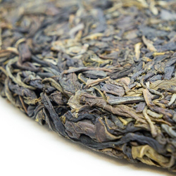 59245 Чай прессованный зеленый Пуэр Шэн "Юньфусян, Чэнь Сян", блин 357гр