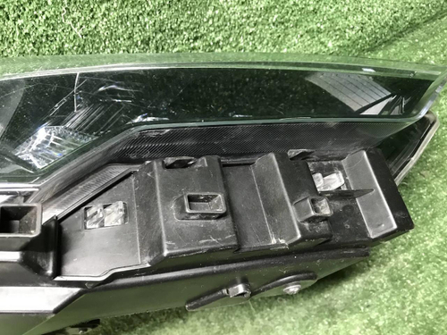 Фара правая Hongqi HS5 (2019-н.в.) LED