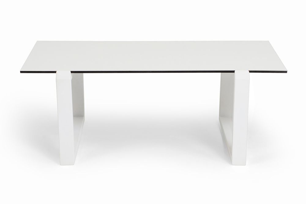 "Варадеро" журнальный стол из HPL 110х60 H43, каркас алюминий белый муар, цвет столешницы "молочный"