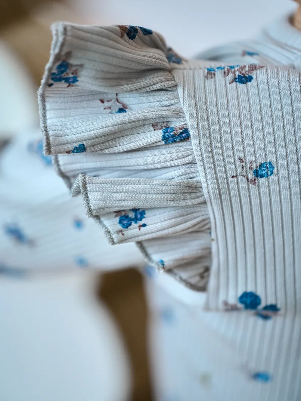 Боди с длинным рукавом