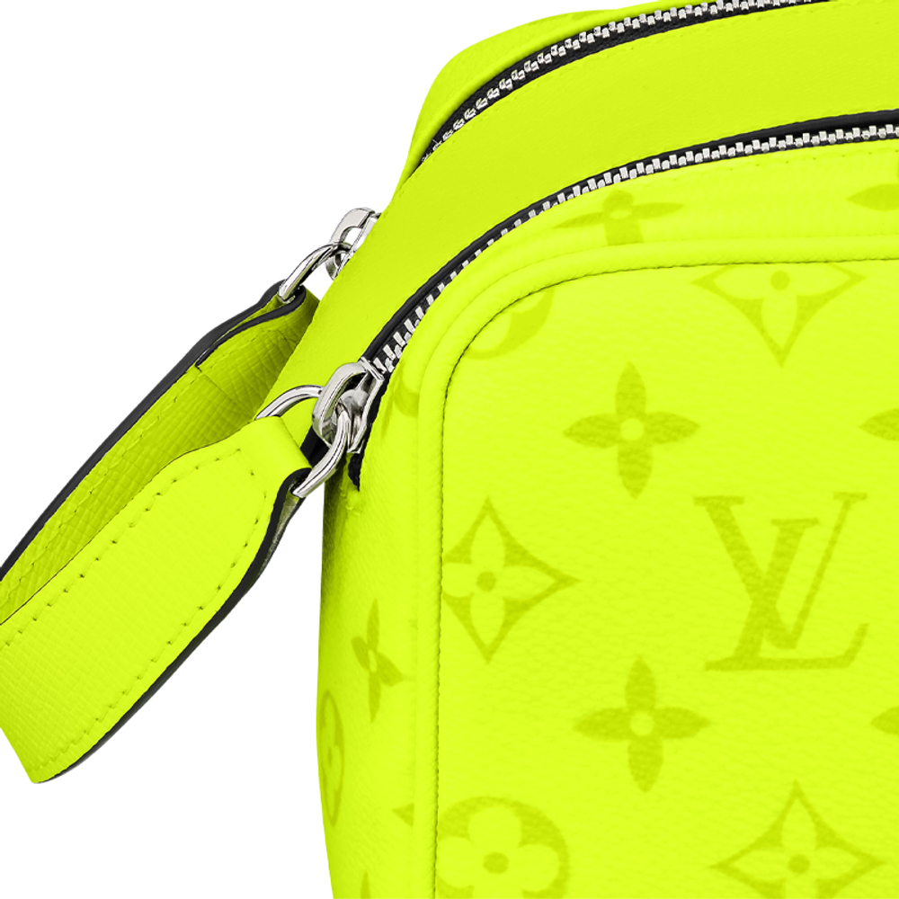 LOUIS VUITTON Dopp Kit Neon Yellow