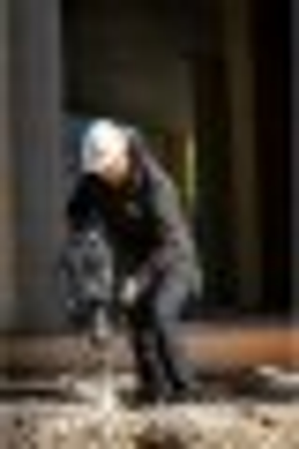 Молот ударный сетевой FERM HDM1042P