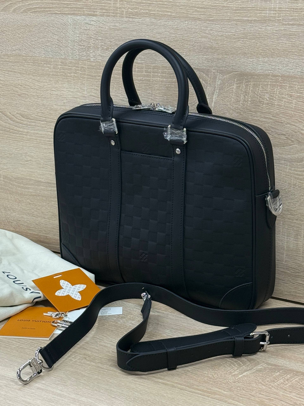Портфель Louis Vuitton