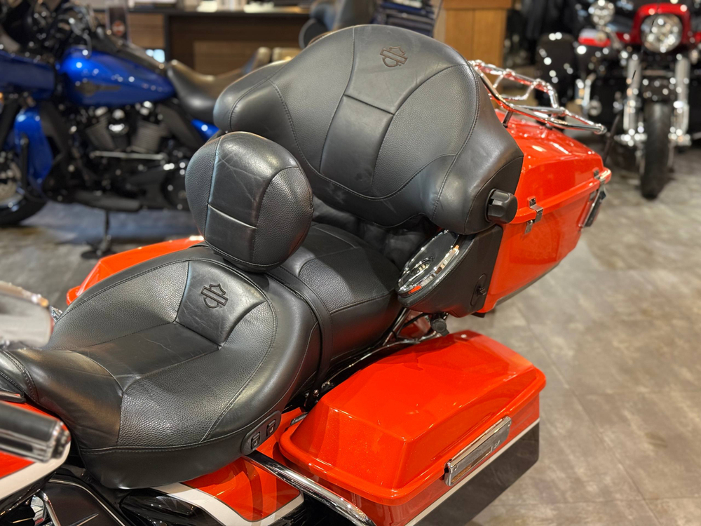 Harley-Davidson CVO Ultra Classic Limited, 2012