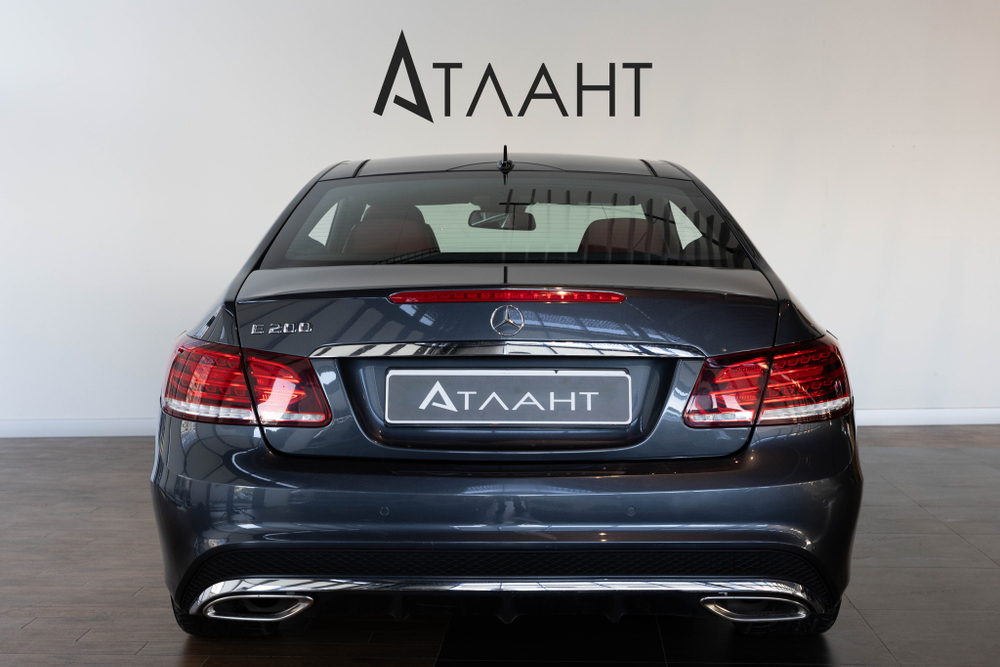 Mercedes-Benz E-Class, 2015 год