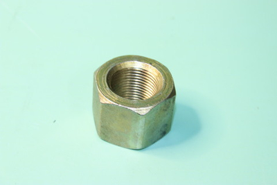 Гайка стремянки М27х2х26 задней рессоры "Алекс Плюс"