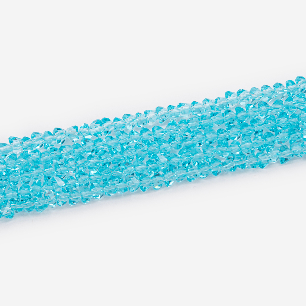 Хрустальные бусины в форме треугольника, оттенок "Бирюзовый", 2,5*3мм