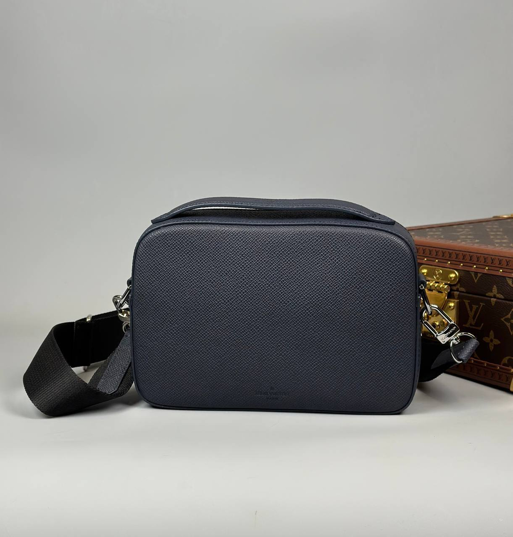 Сумка-мессенджер Louis Vuitton, арт. 481858694