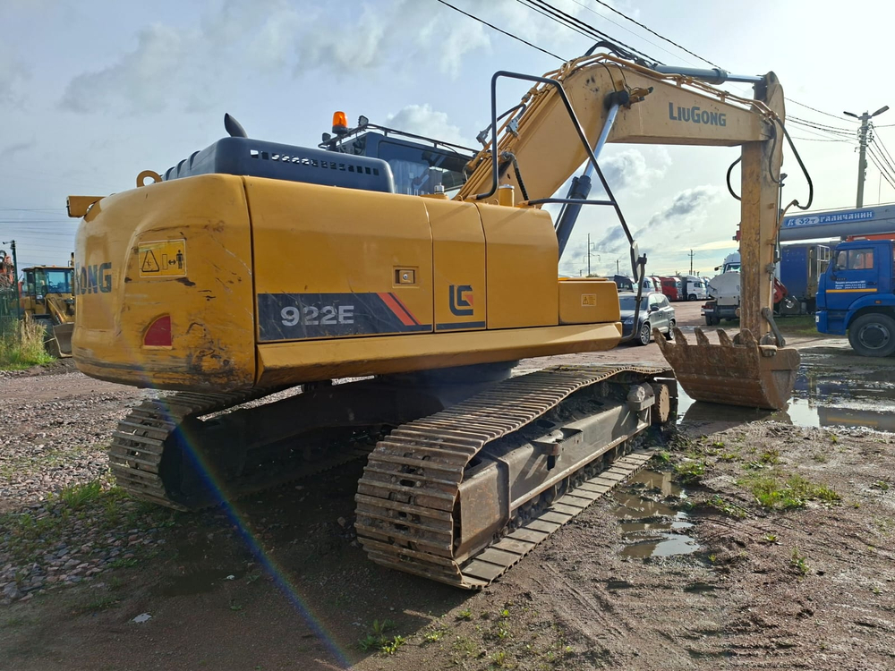 LiuGong CLG922 Экскаватор CLG922E (Дизельный, 5,9 л, 152 л.с., АТ)