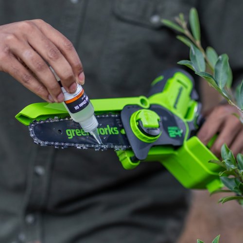 Пила цепная аккумуляторная мини GREENWORKS 24 V с акб и з/у   2008207UA