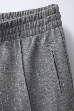 ZARA БРЮКИ В ТОНКУЮ ПОЛОСКУ, СЕРЫЙ С МЕЛАНЖЕВЫМ ЭФФЕКТОМ