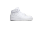 Кроссовки Nike Air Force 1 07 Le (Женская размерная сетка)