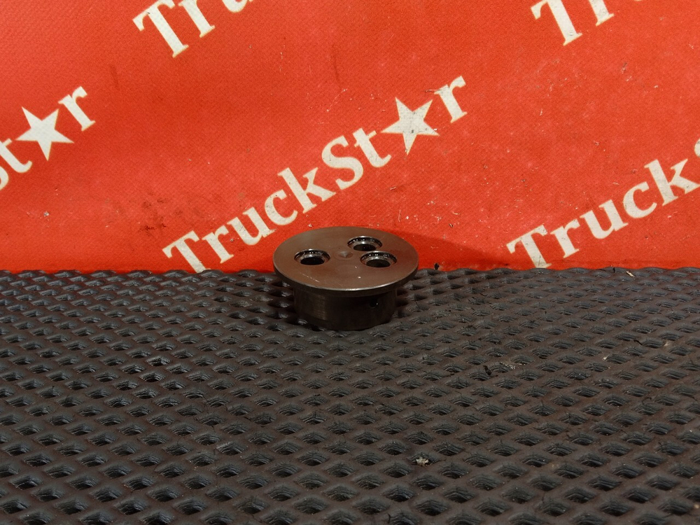 Ось промежуточной шестерни