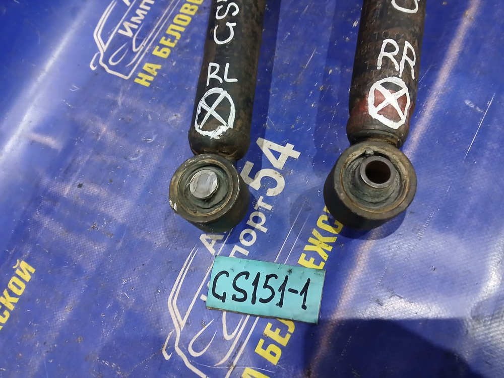 Стойка задняя правая TOYOTA CROWN 1997