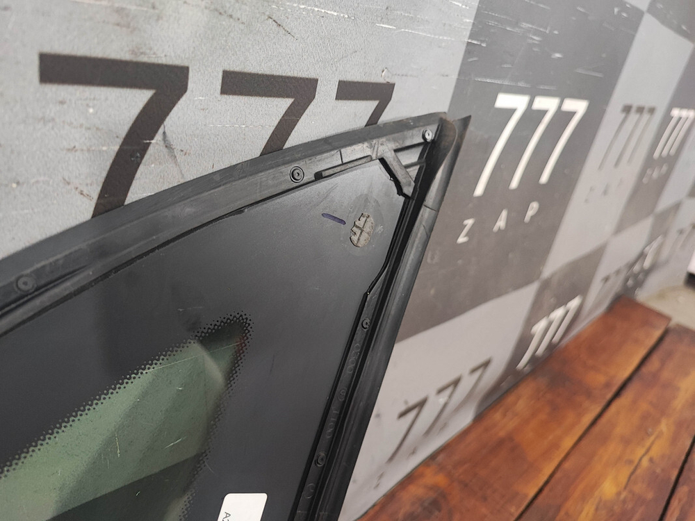 Стекло заднее левое глухое Mercedes B-Class (W246) 11-18 Б/У Оригинал A2466708100