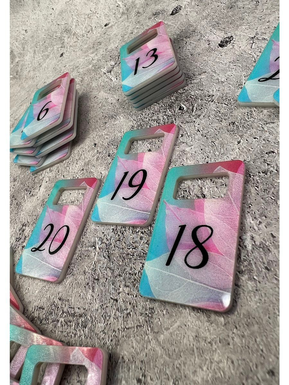 Номерки для ключей акрил 3х5 см