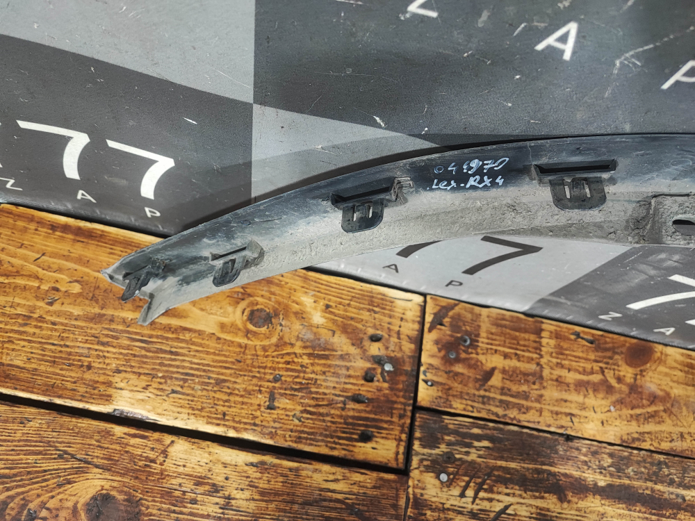 Накладка крыла заднего правого Lexus RX 4 19-нв Б/У Оригинал 7560648030