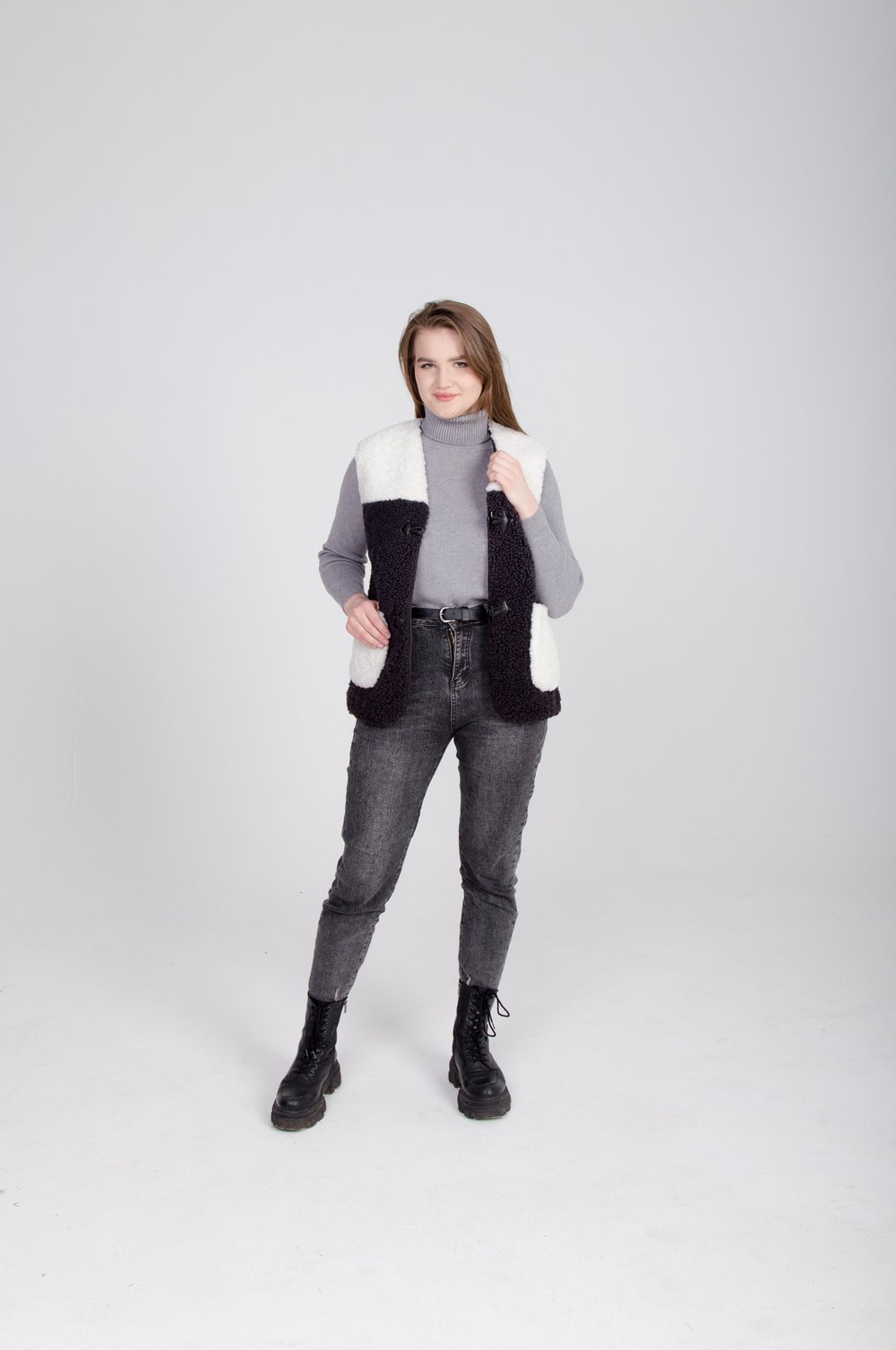 женский жилет из овчины