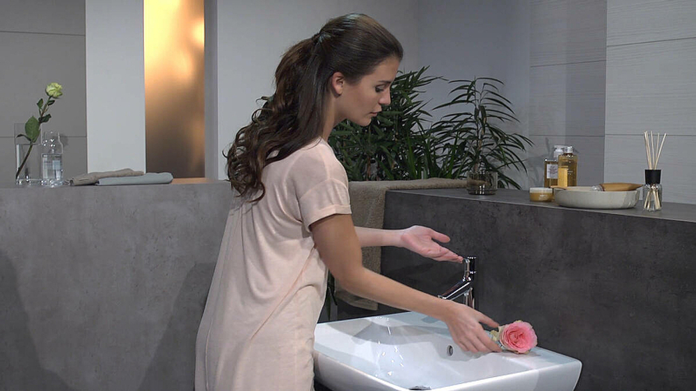 Смеситель для раковины Hansgrohe Talis S 72020000 хром