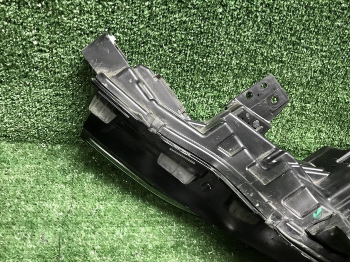 Фара правая Changan CS75PLUS (2021-2024) LED