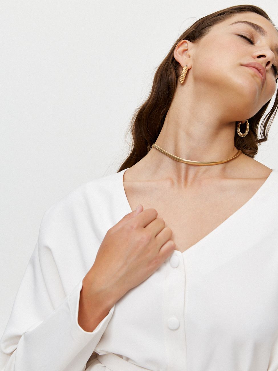 Платье на пуговицах с поясом; молочный