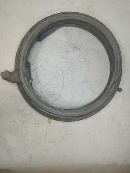 15 Манжета люка стиральной машины Bosch 683453 б/у