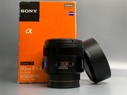 Sony Planar 50mm 1.4 ZA SSM T* Carl Zeiss SAL50F14Z Sony A