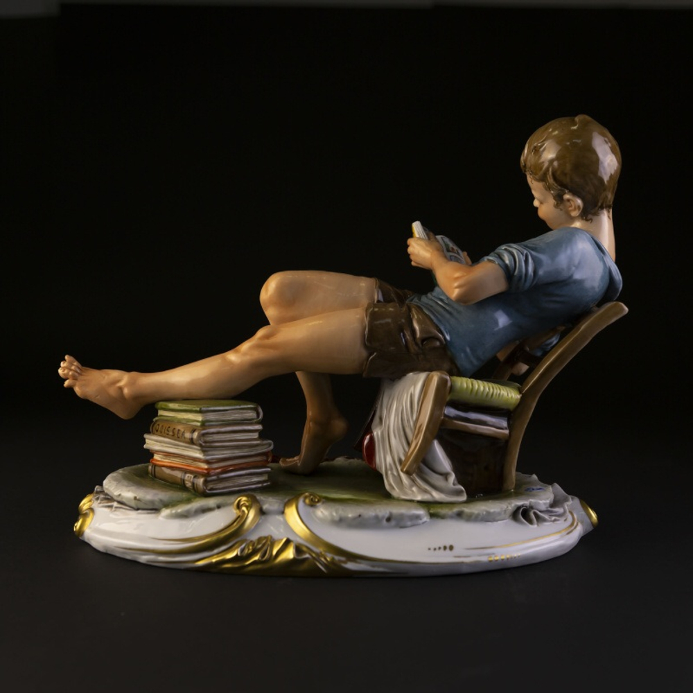 Фарфоровая мануфактура «Увлекательная книга»