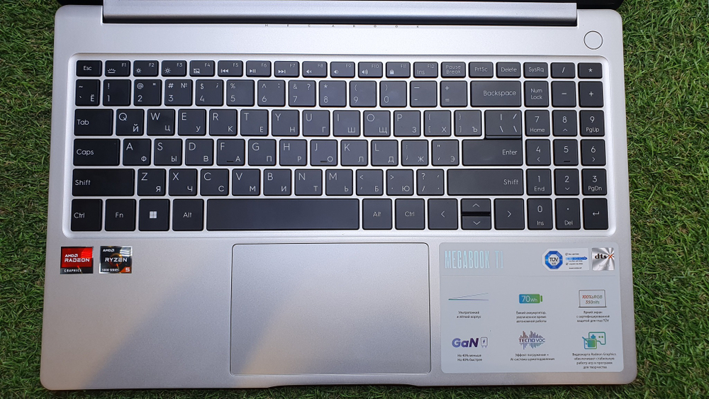 Ноутбук TECNO Ryzen 5/16Gb/FHD/MegaBook T15DA/Windows 11