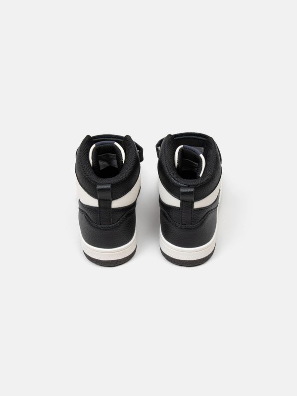 Кроссовки утепленные 