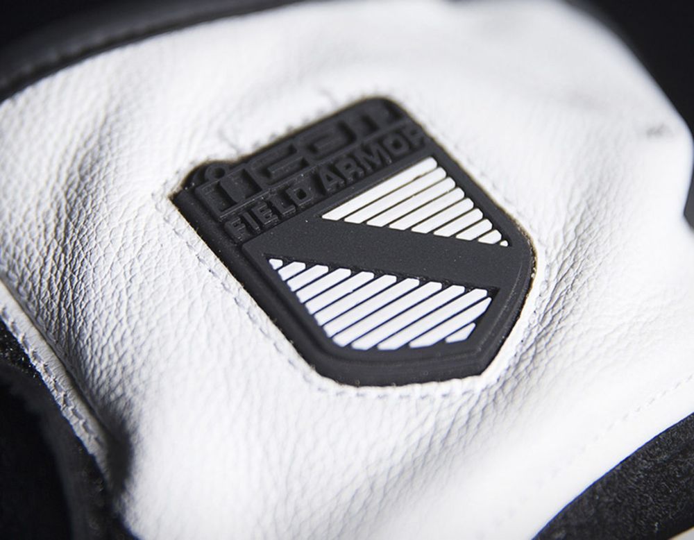 Cloverleaf / Белый