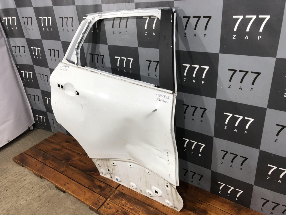 Дверь задняя правая Renault Kaptur 16-22 Б/У Оригинал 821001270R