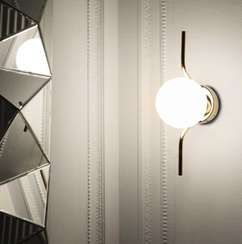 Настенный светильник Le Vita золотой