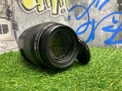 Canon EF 100mm 2.8 Macro USM