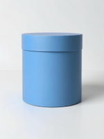 Плотная шляпная коробка с крышкой без лент. Цвет; Голубой.