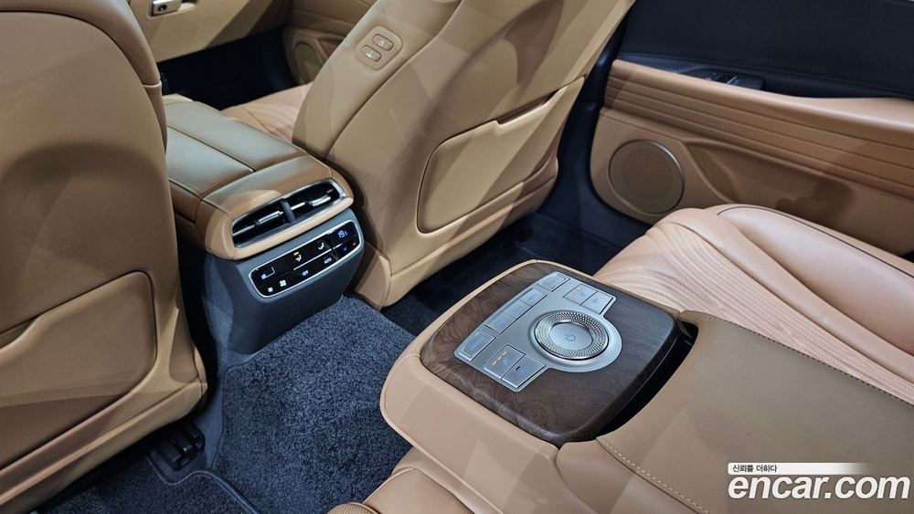 Genesis G80 (RG3) Бензин 2.5 Turbo AWD (08.2020)