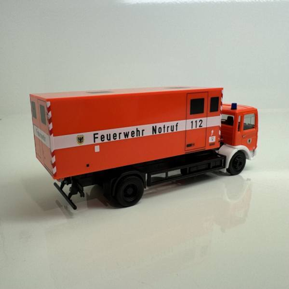 Грузовик MAN F8 со сменным кузовом и системой спасения на воде AB, Пожарная служба